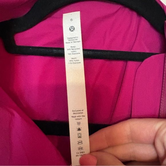 Lululemon Fast And Free Windbreaker Ripened Raspberry 6 - Picture 4 of 4